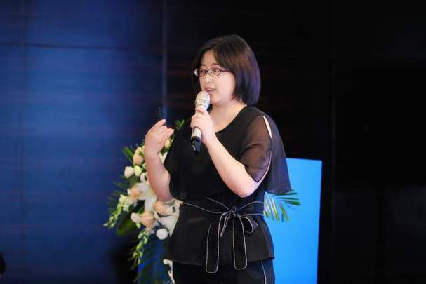 原圈科技联合创始人&coo葛日红发表了《如何把地产智慧营销落到实处